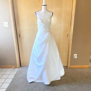 NWT Sz 12 Zurc For Impressions White Satin Wedding